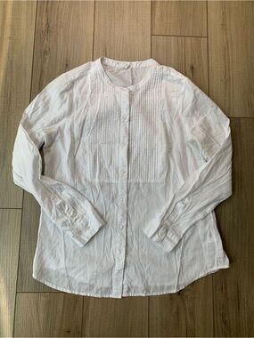 Old Navy White Pintuck Button-Up